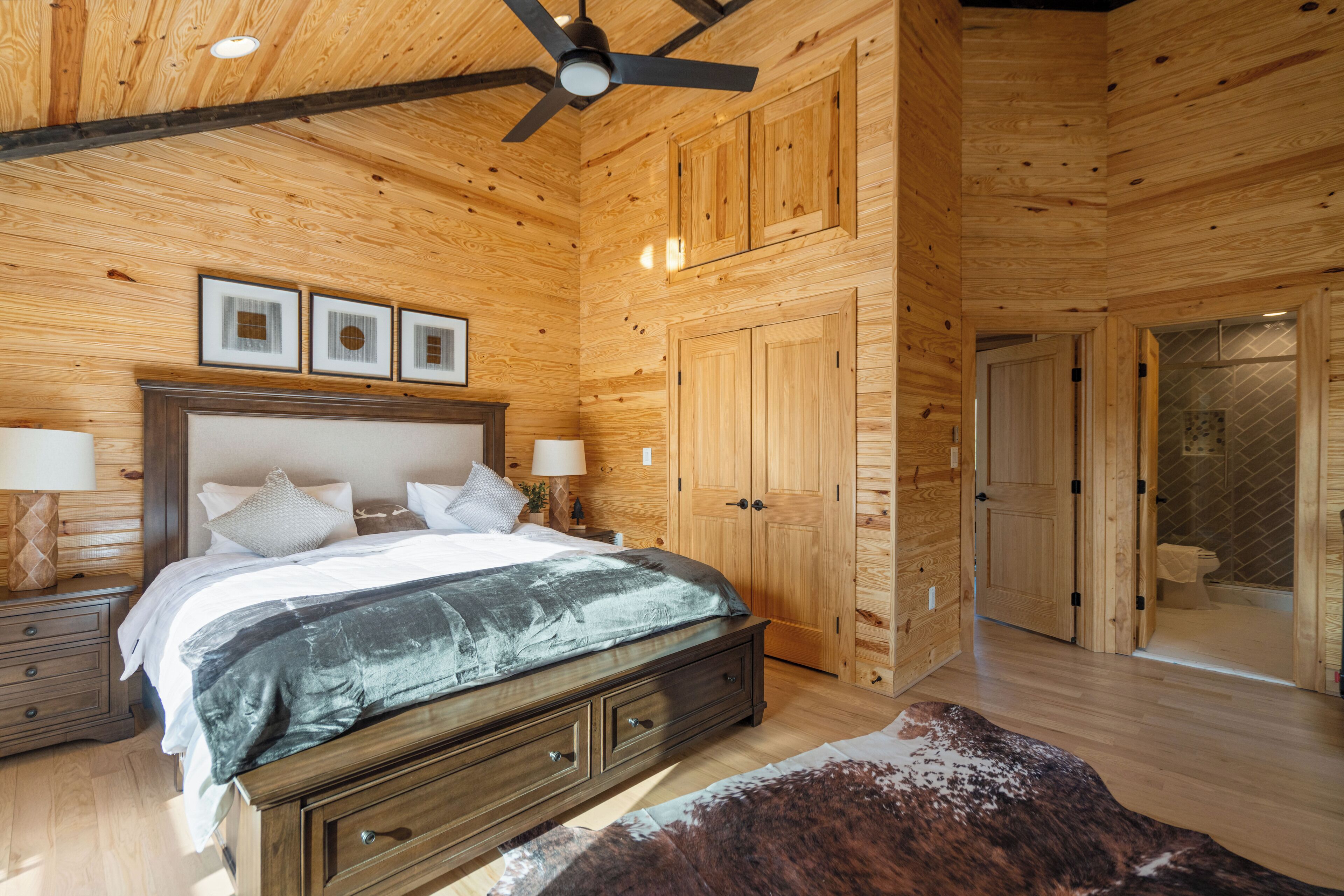 5 chambres, bureau, lit parapluie, Wi-Fi gratuit