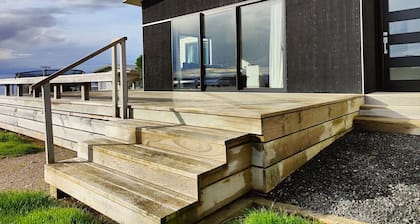 Riverton Luxury in the Lane