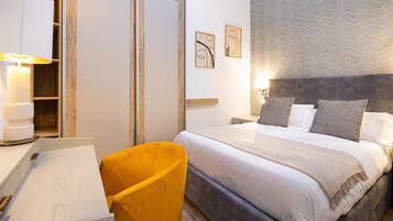 1 chambre, fer et planche Ă  repasser, accĂšs Internet, draps fournis