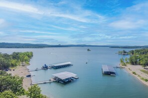 Aerial view - 2BD, Sleeps 8 Lake Condo, Resort Perks, Ticket/Golf Deals (Branson)