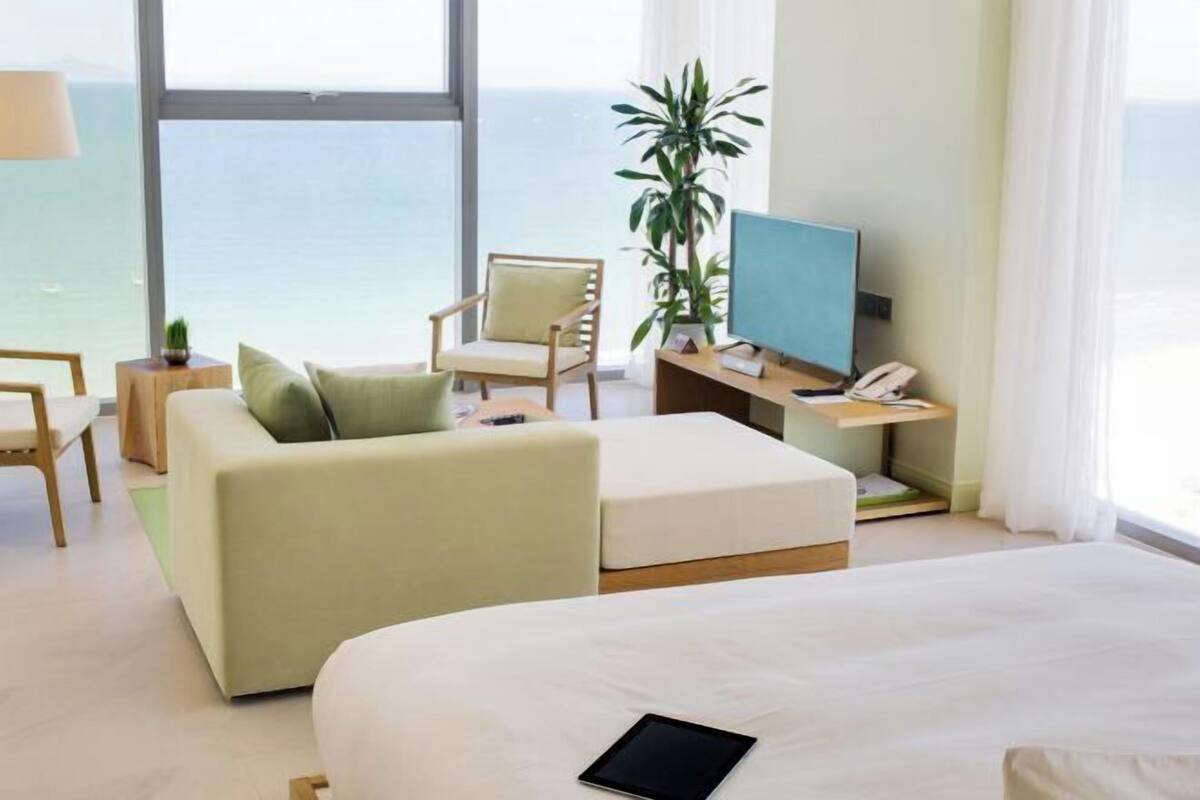 In-room safe, desk, blackout curtains, soundproofing