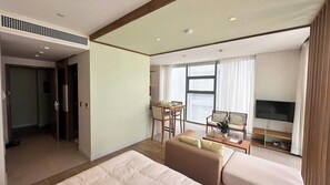 Business Apartment, Kitchen, Beach View | View from room