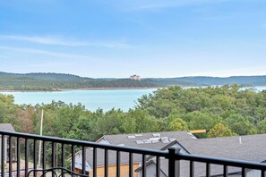 Property grounds - Walk-in Lake View Connecting Suite 2 min from SDC (Branson)