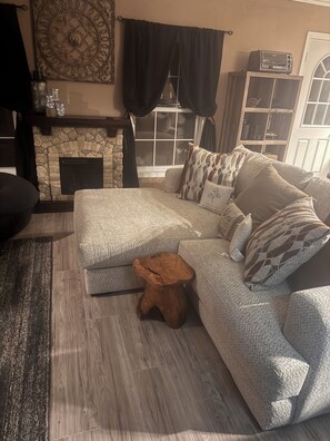 TV connectée, cheminée