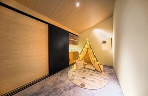 Family Triple Room, Hill View | Free minibar, blackout drapes, iron/ironing board, free WiFi