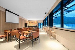 Bar (en la propiedad)