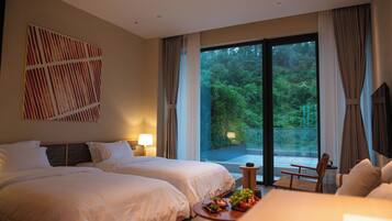 Classic Twin Room, Hill View | View from room