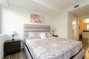 3 bedrooms, iron/ironing board, WiFi, bed sheets