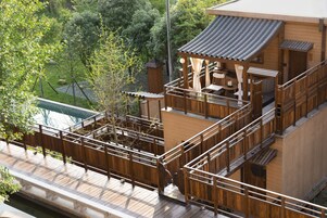 Premier Studio Suite, Patio, Hill View | Terrace/patio