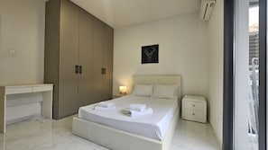 1 室のベッドルーム、防音設備、アイロン / アイロン台、WiFi (無料)