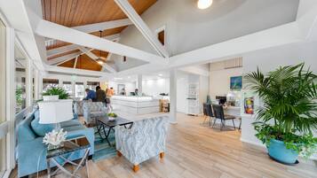 公寓 | 1 間臥室、網路服務