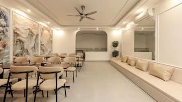 مستلزمات طهي/أطباق/أوعية