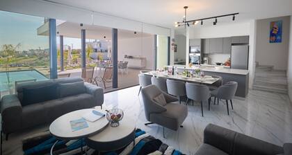 Protaras Aqua Pearl Villa AQ12 - a villa that sleeps 11 guests in 5 bedrooms