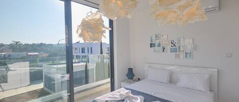 3 bedrooms, iron/ironing board, travel crib, WiFi