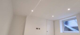 Bletchley Blissful Retreat - 4 Bedroom House