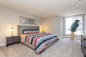 2 quartos, ferros/tábuas de passar roupa, Wi-Fi, roupa de cama