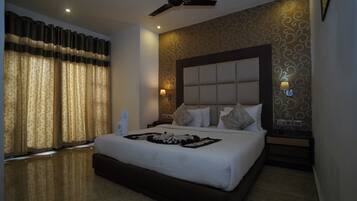 Desk, laptop workspace, soundproofing, iron/ironing board