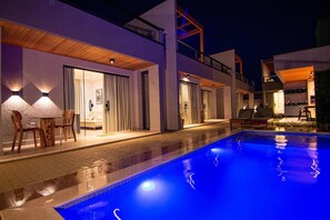 Villa | Pool | Outdoor pool, pool loungers - FOUR GREEN HOUSE (Sao Miguel do Gostoso)