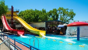 A water park with multiple slides and a pool area. - Vacation home Mala by Interhome (Murter/Murter)