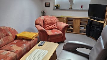 TV, stereo