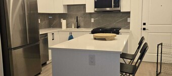 Peaceful Full Space in the City with Creek & Forest Views, Near Beach & Highways