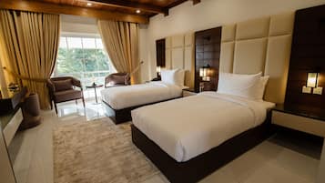 Deluxe Twin Room | Rollaway beds, free WiFi, bed sheets