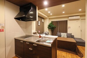 Fridge, microwave, stovetop, cookware/dishes/utensils - Superior Room 205 Within walking distance of Kanazawa Station and Omicho Market / Kanazawa Ishikawa (Kanazawa)