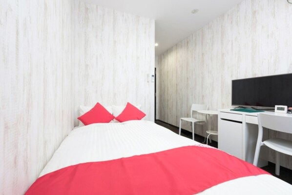 1 chambre, bureau, fer et planche à repasser, accès au Wi-Fi (inclus)