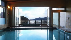 Pool - West Wing Japanesestyle room 125 tatami mats  / Minamitsurugun Yamanashi (Minamitsurugun)