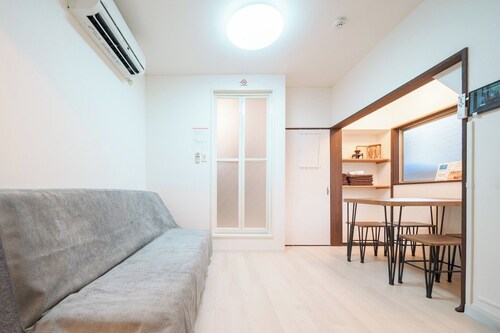 15 minutes by train to Shibuya Up to 4 people Wi / Meguro-ku Tokyo