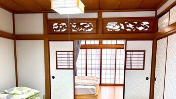 3 slaapkamers, een bureau, gratis wifi, beddengoed