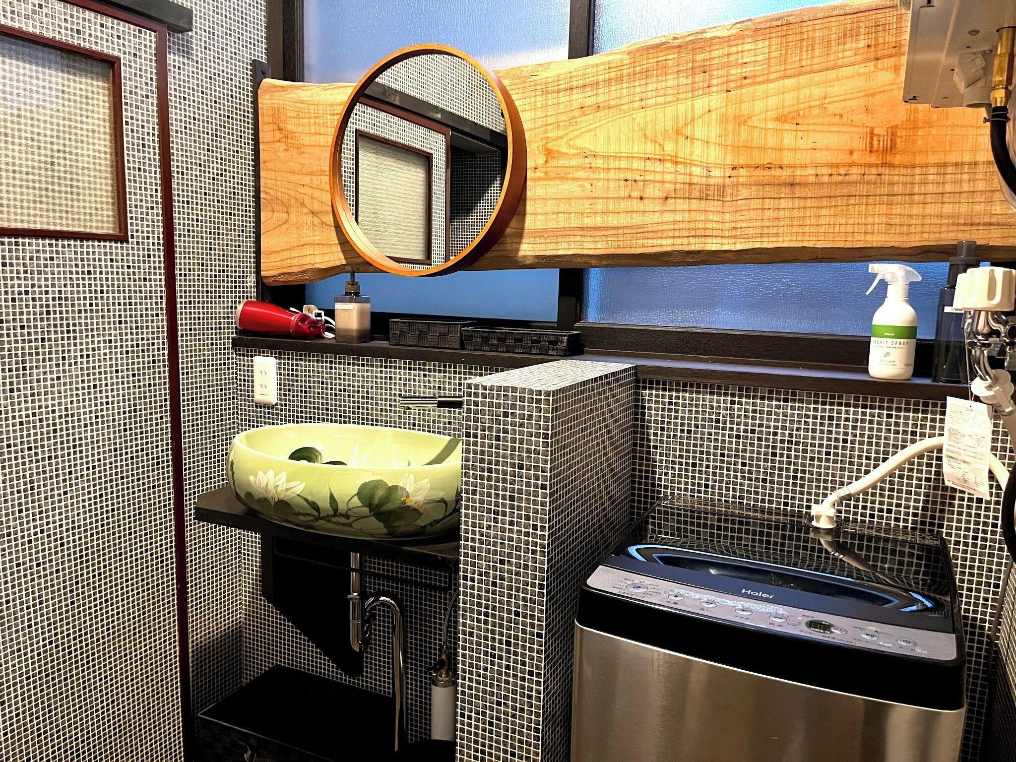Hair dryer, towels