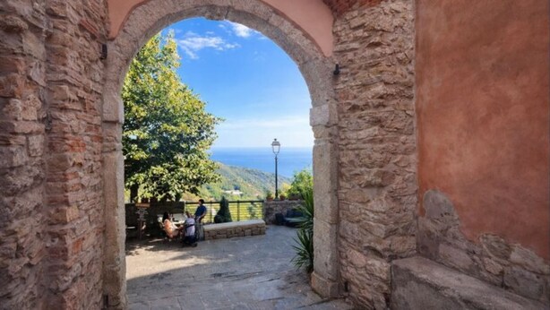 Unclassified image, 1 of 8, button - Borgo Agapito in the heart of Marciana (Marciana)