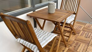 Outdoor dining - City Apartment in Copenhagen with 2 bedrooms sleeps 4 (Copenhagen)