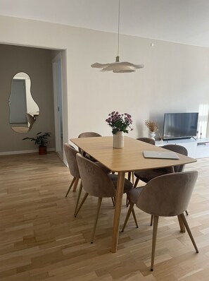 Dining - City Apartment in Copenhagen with 2 bedrooms sleeps 4 (Copenhagen)