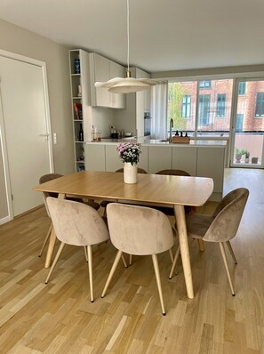 Dining - City Apartment in Copenhagen with 2 bedrooms sleeps 4 (Copenhagen)