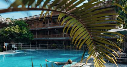 Jungle Safari Lodge