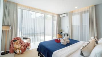 3 bedrooms, desk, free WiFi