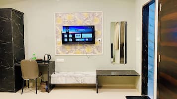 Superior-huone, parveke, kaupunkinäköala | Huoneen varustelu