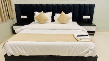 Premium-huone | Työpöytä, kannettavalle tietokoneelle sopiva työtila, ilmainen Wi-Fi