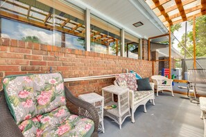 Terrace/patio - Sweet Studio at a Summer Resort Like Home (College Park)