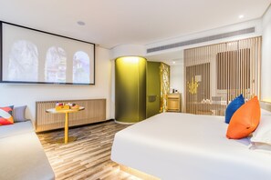 Comfort Double Room, Park View | Free WiFi - Cozylife Hotel Canal (Hangzhou)