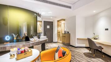 Deluxe Double Room, Park View | Free WiFi