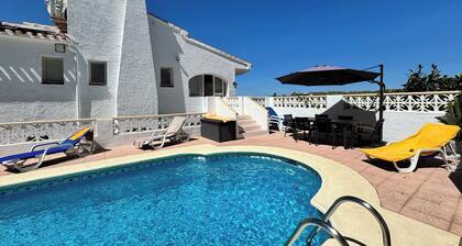 Wonderful villa with private pool, summer kitchen