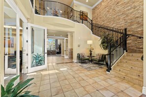 Interior - Chic 1BR Reno Apartment · Heated Pool, Spa & Sauna (Reno)