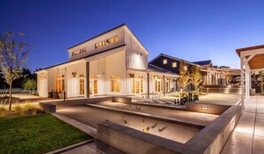 Exterior - Chic 1BR Reno Apartment · Heated Pool, Spa & Sauna (Reno)