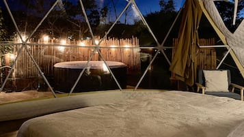 Comfort Tent | Free WiFi