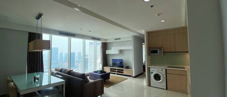 Executive Apartment, 2 Bedrooms, City View | 2 bedrooms, laptop workspace, soundproofing, free WiFi