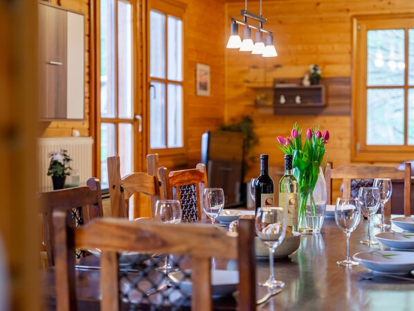 Dining - Chalet near Lake Wörthersee, ski resort nearby (Liebenfels)