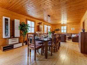 Dining - Chalet near Lake Wörthersee, ski resort nearby (Liebenfels)
